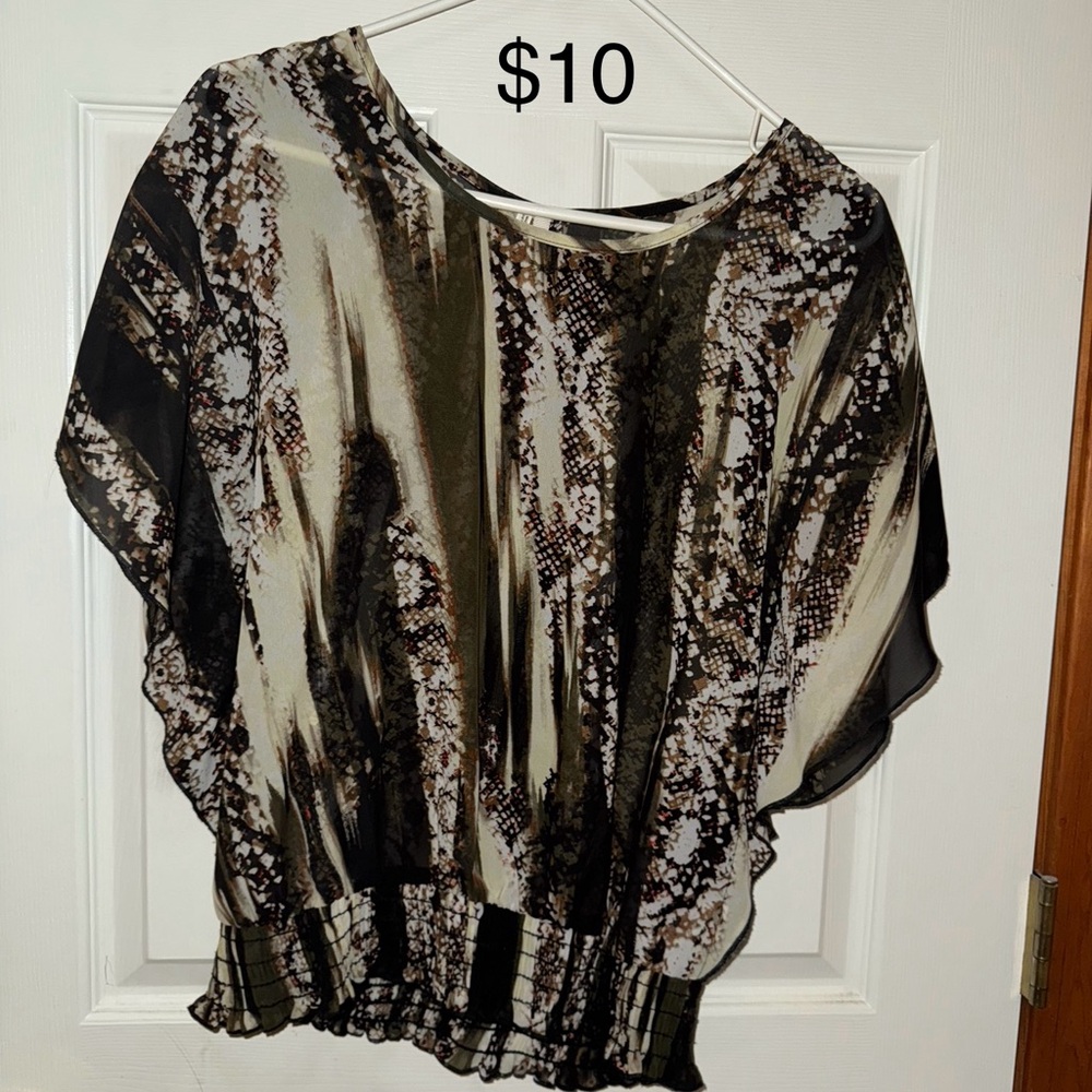 Studio Y Black and Brown Blouse with Elegant Design